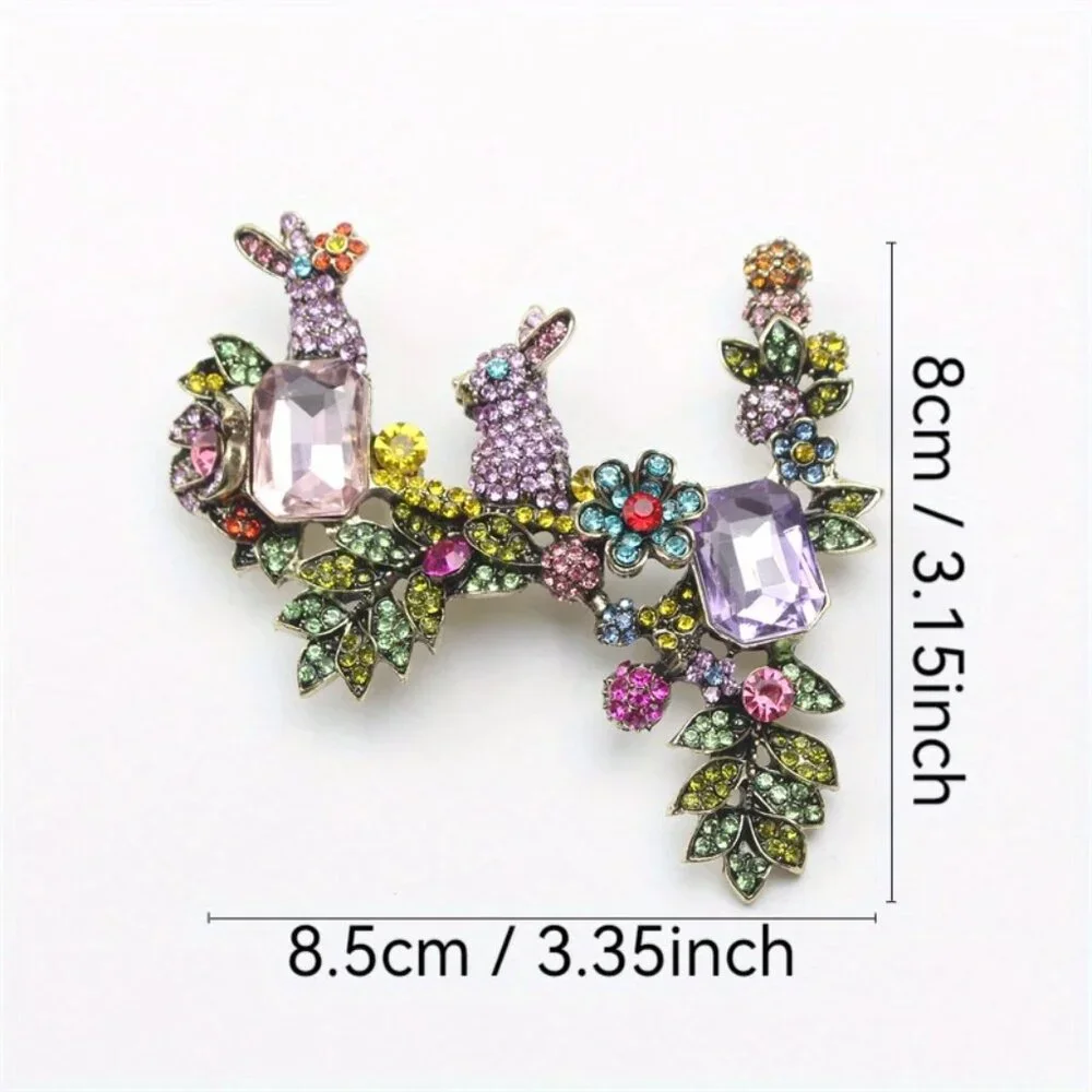 Lovely Rabbit Brooch - Picture 2 of 3